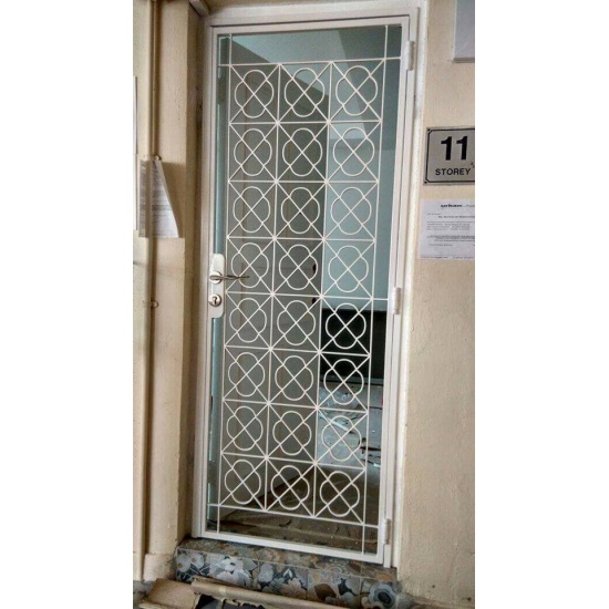 mild-steel-interior-designer-hdb-gate-37-feet-2-1