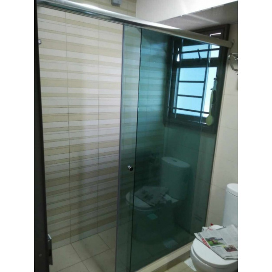 sliding-glass-showerscreen_661942393